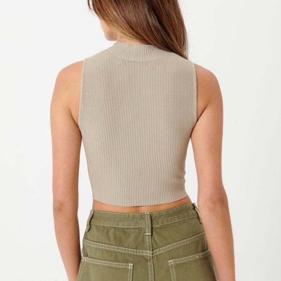 Glassons - Ribbed - Crop Top - Mock Neck - Tank - SMALL - Picture 3 of 6